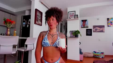 Karlye online show from 03-08-26, 04:33