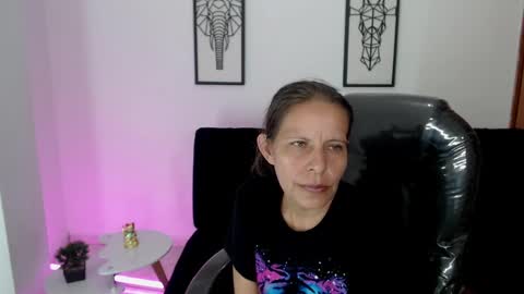 KARLYE online show from 02-07-25, 05:52