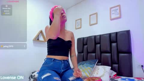 Karol online show from 11-11-25, 11:43