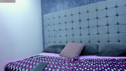 Snapshot of karol_messy chatting on 12-01-25, 03:06 Karol online show from 12-01-25, 03:06