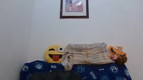 Snapshot of karol_naughty chatting on 01-16-25, 09:05 online show from 01-16-25, 09:05