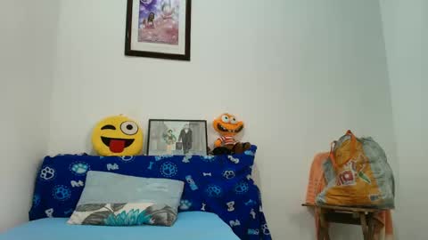 Snapshot of karol_naughty chatting on 02-01-25, 03:30 online show from 02-01-25, 03:30
