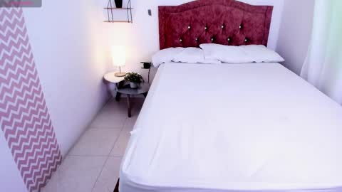karol_smiitth online show from 09-11-25, 01:44