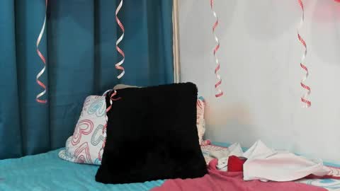 karol_w10 online show from 02-13-25, 09:49