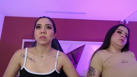 Snapshot of karolandmichel chatting on 01-06-25, 11:51 Karol and Michel online show from 01-06-25, 11:51