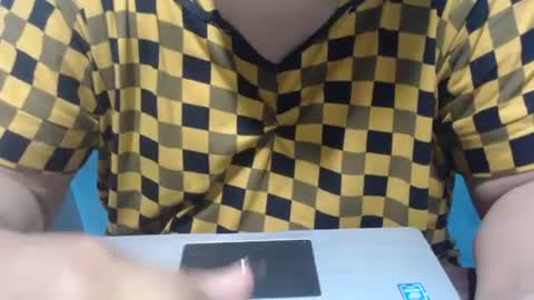 karolbb online show from 01-04-25, 07:44