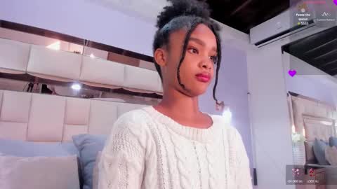 Snapshot of karolebonyy chatting on 11-12-25, 05:24 Karol online show from 11-12-25, 05:24