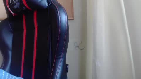 Snapshot of karolhorny96 chatting on 01-30-25, 09:36 Karol online show from 01-30-25, 09:36