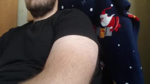 Snapshot of karolhorny96 chatting on 11-01-25, 01:02 Karol online show from 11-01-25, 01:02