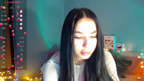 Kira online show from 09-16-25, 02:23