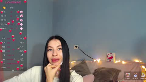 Kira online show from 11-12-25, 05:30