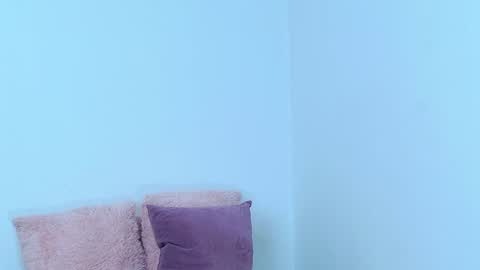 Snapshot of karolinahil chatting on 01-02-25, 01:06 karolinahill online show from 01-02-25, 01:06