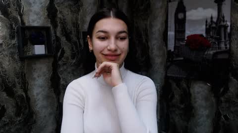 Karolina online show from 01-28-25, 07:22