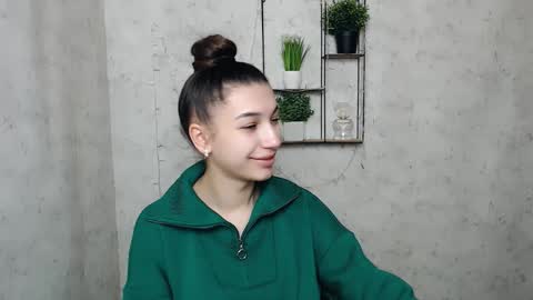 Karolina online show from 03-08-25, 06:43