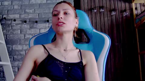 karoline121 online show from 02-21-25, 09:13