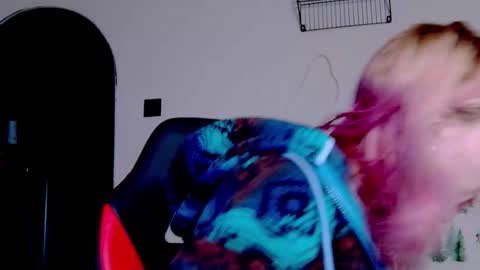 karoline121 online show from 11-28-25, 07:05