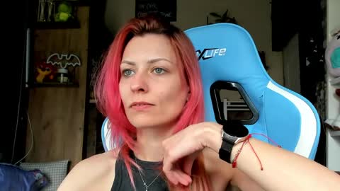 karoline121 online show from 04-01-26, 01:52