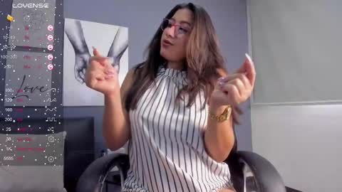 Karoline  online show from 09-15-25, 12:38