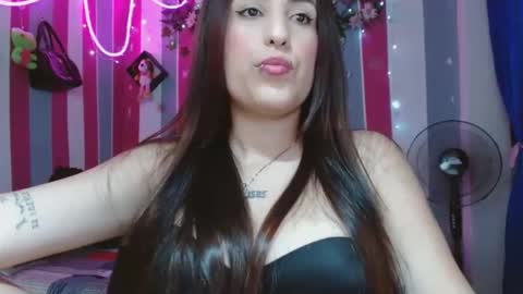 karoline_lov2 online show from 11-03-25, 05:36