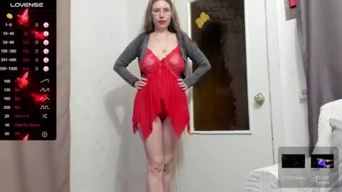 Snapshot of karolinecher chatting on 03-08-25, 12:09 Karoline online show from 03-08-25, 12:09