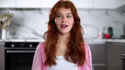 lina online show from 11-25-25, 11:21