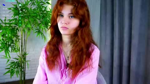 Snapshot of karolinerush chatting on 04-10-26, 01:49 lina online show from 04-10-26, 01:49