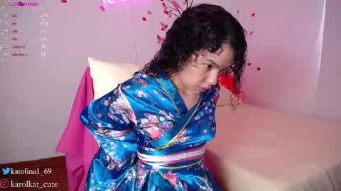 Snapshot of karolkat_1 chatting on 02-12-25, 07:35 Karolina 3 online show from 02-12-25, 07:35