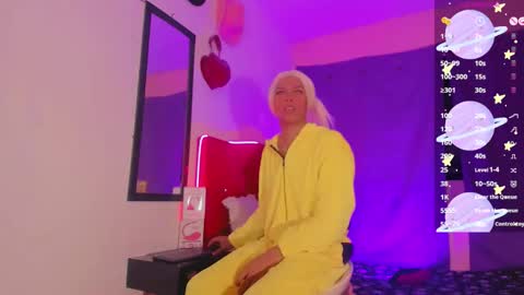 karol online show from 11-27-25, 11:34