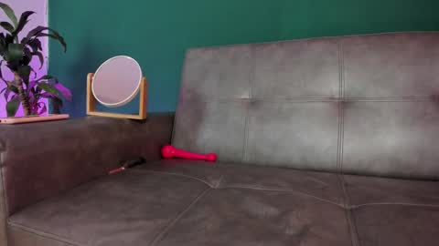 Snapshot of karolsweet_ chatting on 12-27-24, 06:20 KarolSweet online show from 12-27-24, 06:20