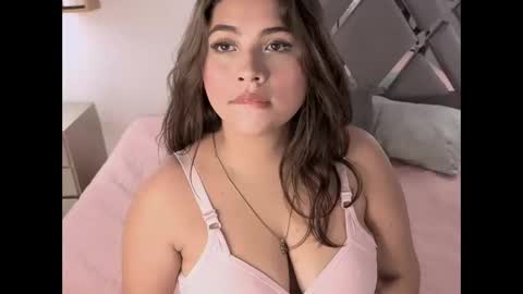 Snapshot of karooz_viirgin chatting on 11-15-25, 06:48 karooz_viirgin online show from 11-15-25, 06:48