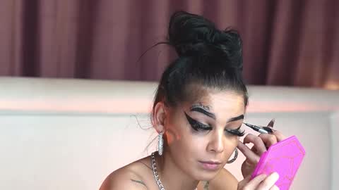 Snapshot of karsynjayde chatting on 02-25-26, 12:31 Karsyn online show from 02-25-26, 12:31