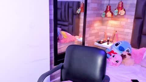 Snapshot of kassandraweked chatting on 12-27-24, 06:42 Kassandra Weked online show from 12-27-24, 06:42