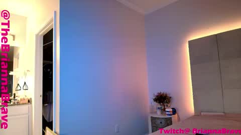 BriannaBrave online show from 11-09-25, 12:09