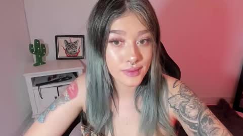 Alicia online show from 11-01-25, 08:22