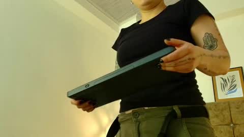 kat paradisse online show from 02-10-26, 11:47