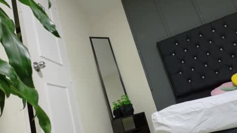 kataaleya__12 online show from 12-02-25, 11:59