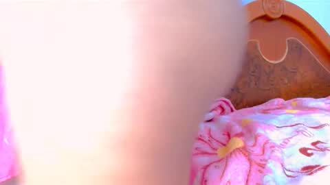 Snapshot of kataleyabarbara21 chatting on 09-14-25, 02:33 KATA online show from 09-14-25, 02:33