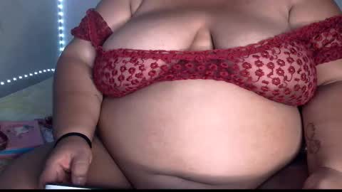 Snapshot of kataleyabig69 chatting on 10-27-25, 12:15 katele online show from 10-27-25, 12:15