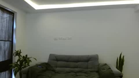 Katalina online show from 11-27-25, 04:31