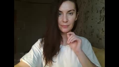 Snapshot of katalinaqe chatting on 11-17-25, 10:10 KatalinaQE online show from 11-17-25, 10:10