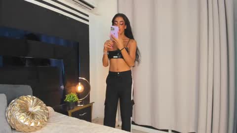 Kata Millants online show from 02-16-25, 02:20