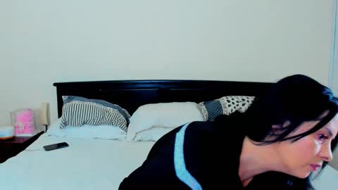 Snapshot of katarina_synnn chatting on 02-16-26, 03:19 kata online show from 02-16-26, 03:19