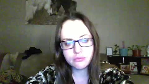 Snapshot of katarios_x chatting on 09-15-25, 12:21 katarios online show from 09-15-25, 12:21