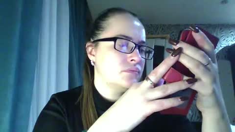 Snapshot of katarios_x chatting on 11-14-25, 02:05 katarios online show from 11-14-25, 02:05