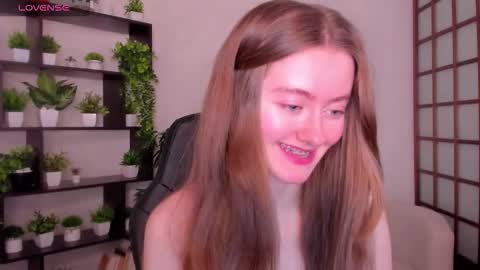 Kate online show from 10-24-25, 02:52