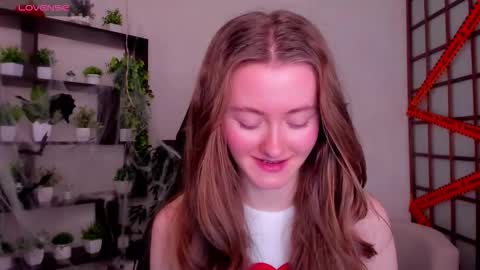 Kate online show from 10-28-25, 02:37