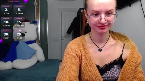 .Be kind and gentle with me and I will do my best for you.   online show from 01-10-25, 12:58