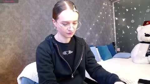 .Be kind and gentle with me and I will do my best for you.   online show from 01-18-26, 10:08