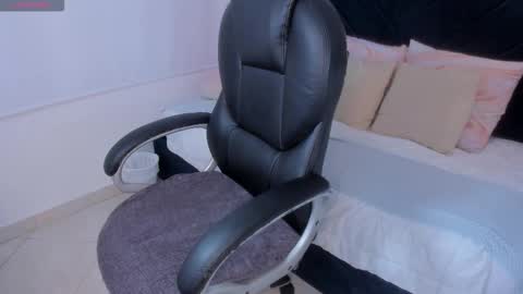 kate lua online show from 01-07-26, 12:07