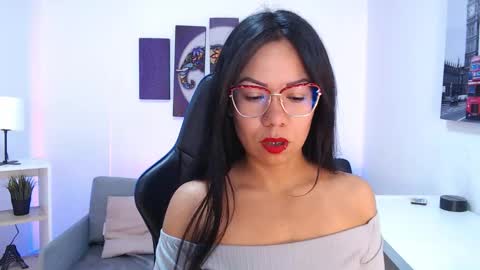 Kate  online show from 11-15-25, 10:45